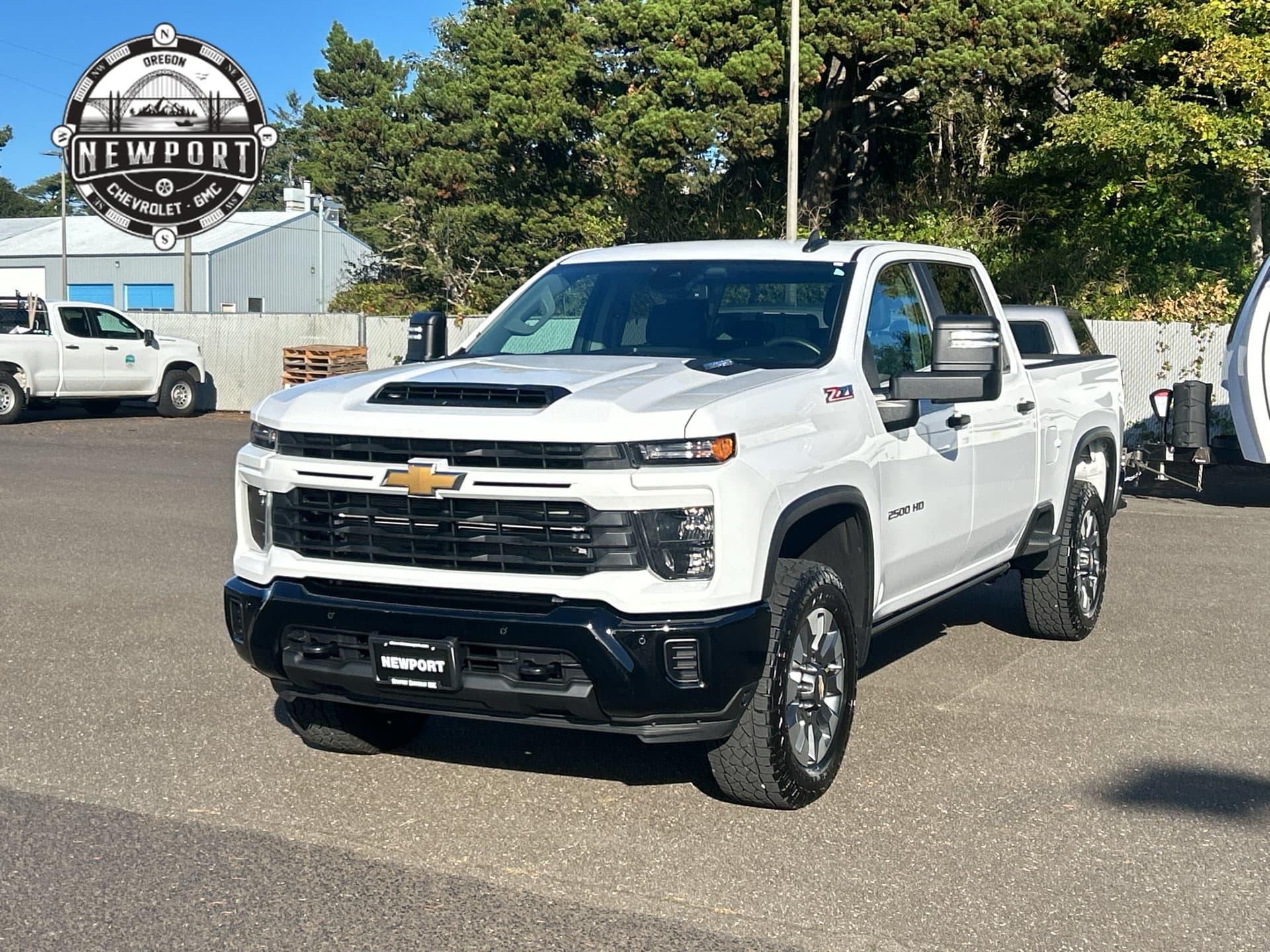 2025 Chevrolet Silverado 2500HD Custom — photo 1 of 32