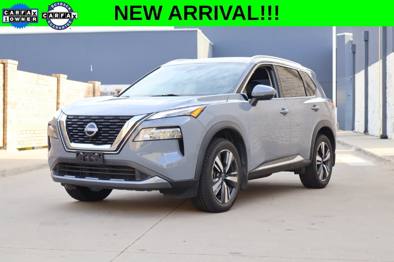 2023 Nissan Rogue SL — photo 1 of 30