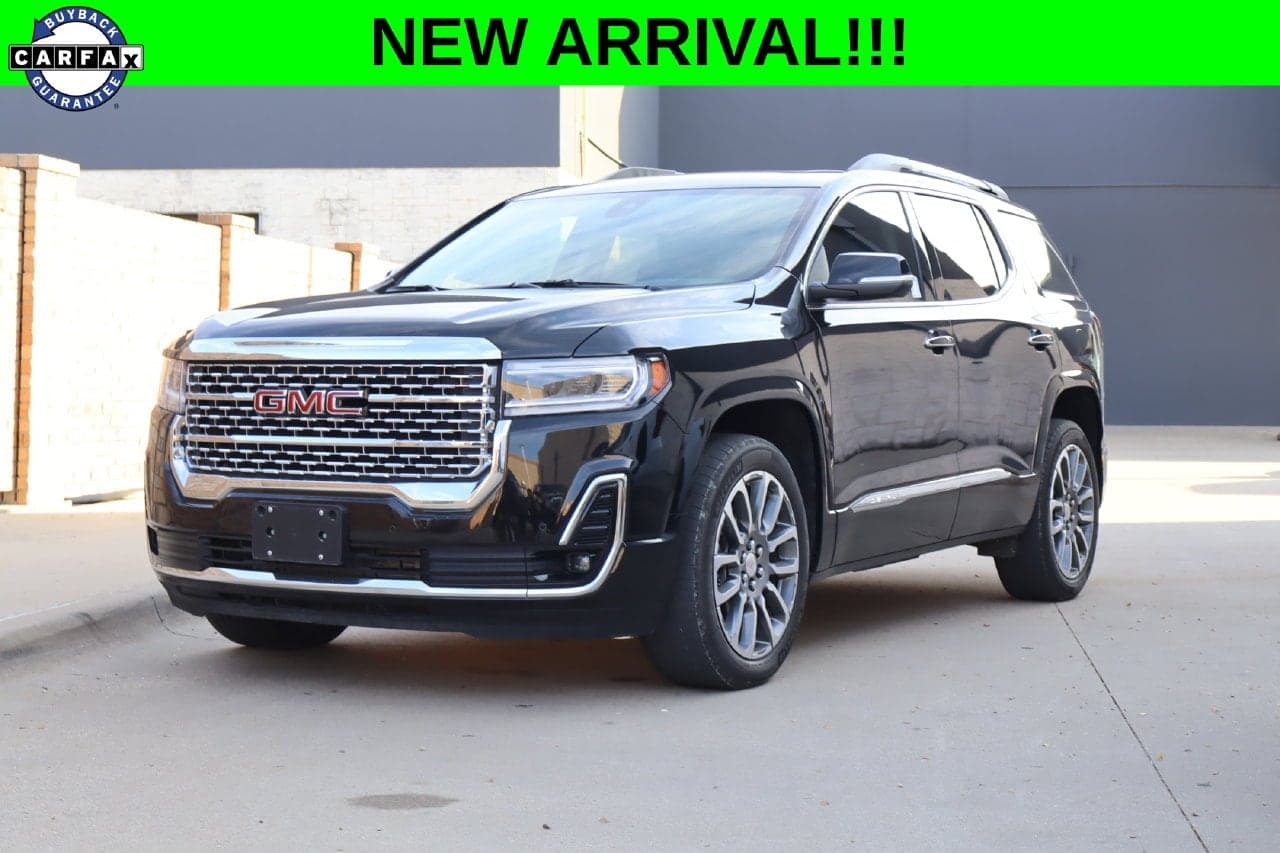2022 GMC Acadia Denali — photo 1 of 34