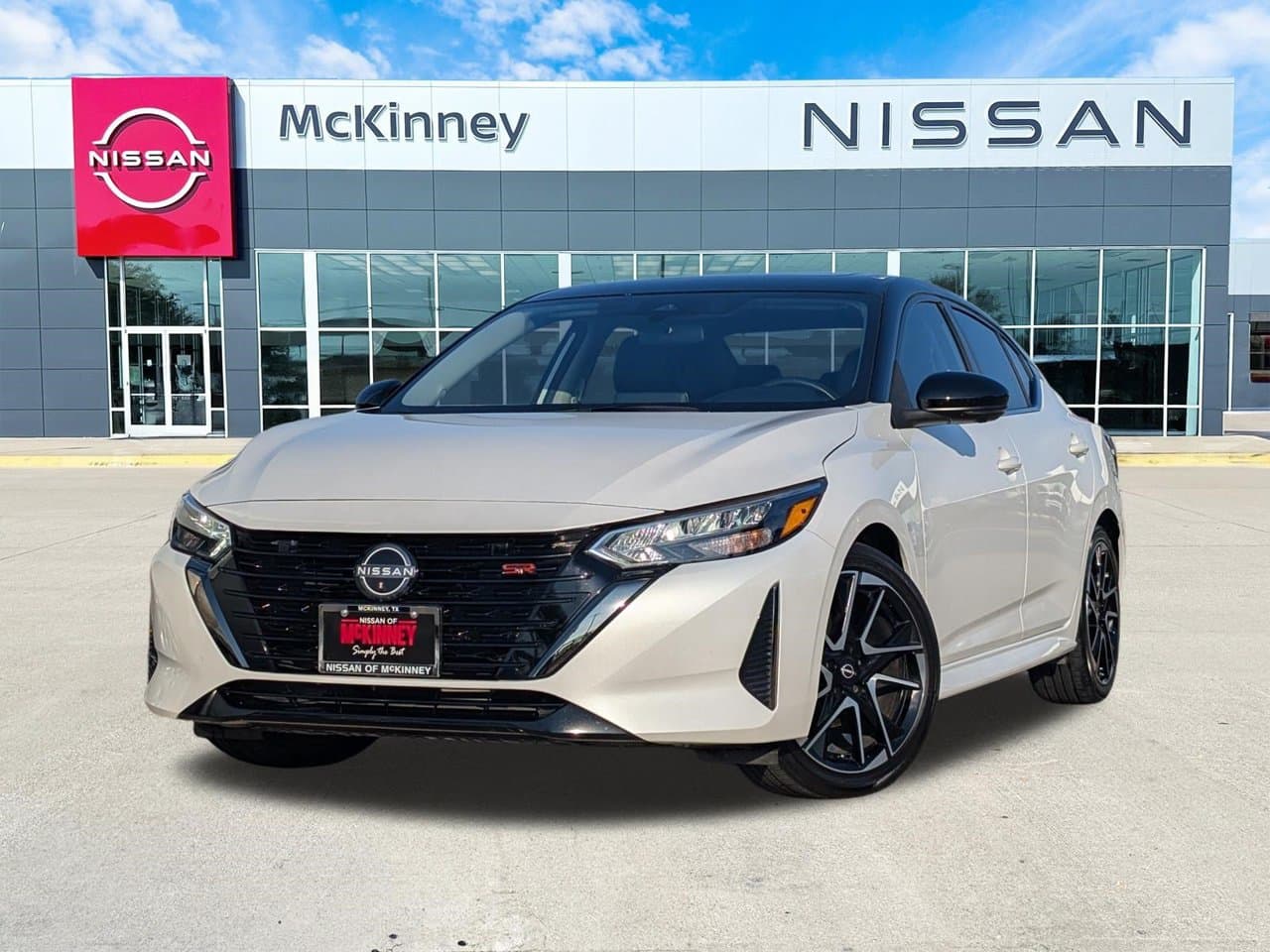 2025 Nissan Sentra SR — photo 1 of 31