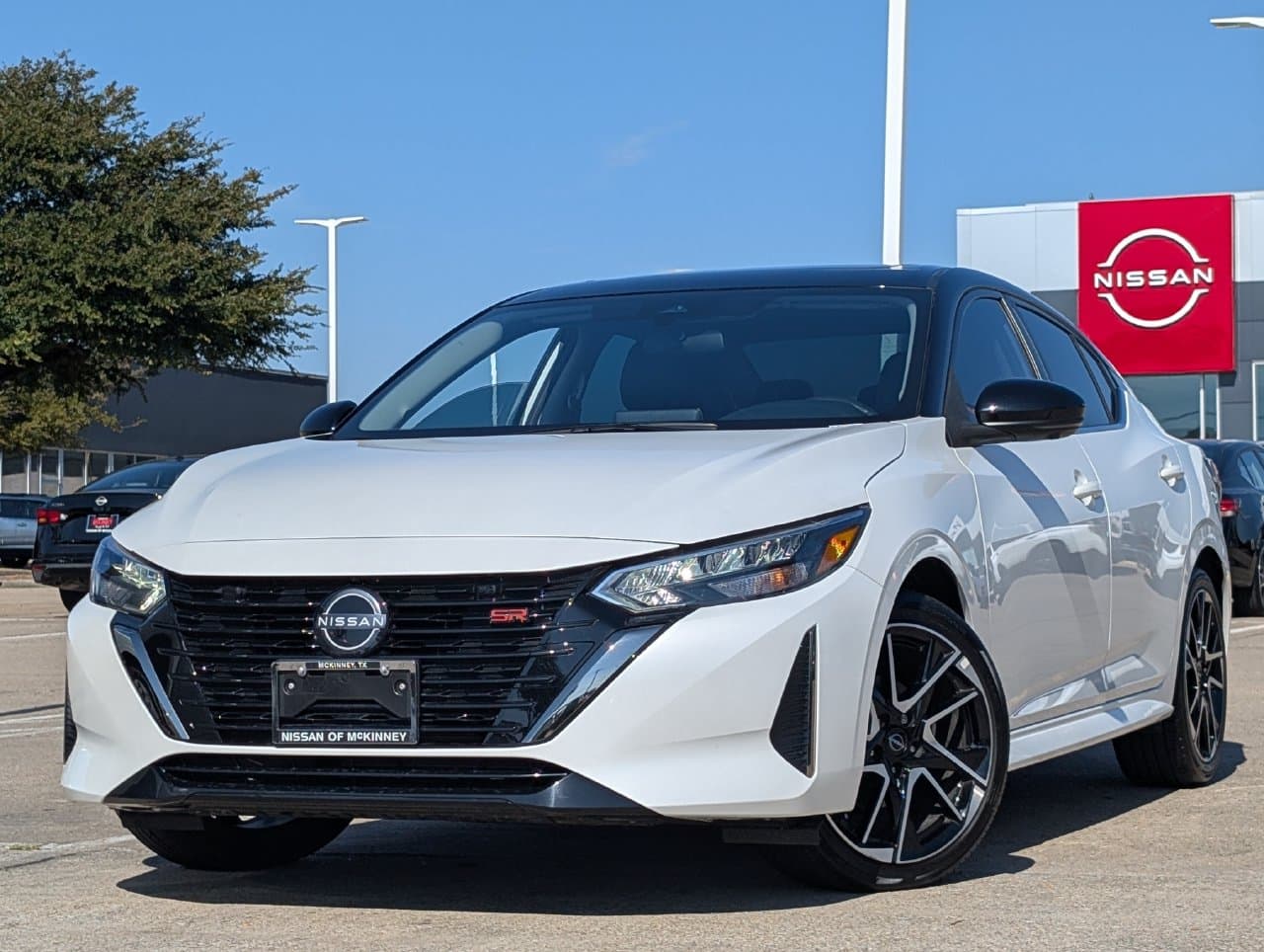 2025 Nissan Sentra SR — photo 1 of 30