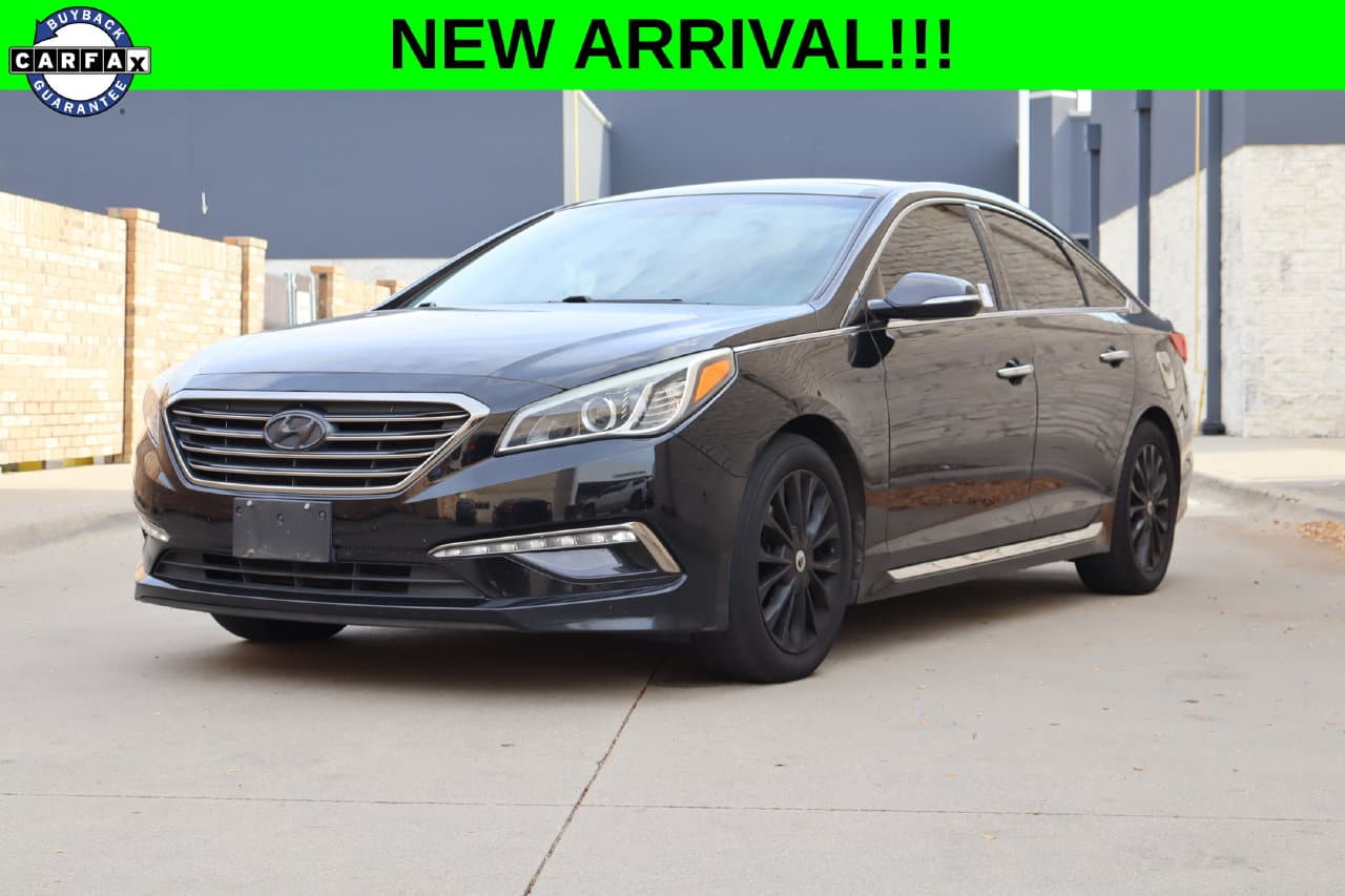 2015 Hyundai Sonata Base — photo 1 of 32