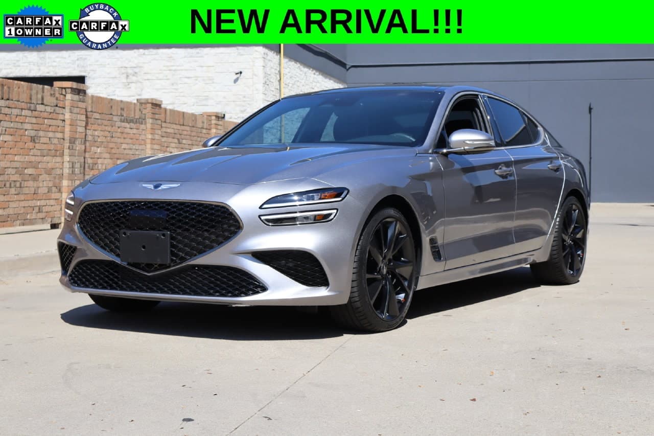 2023 Genesis G70 2.0T — photo 1 of 31