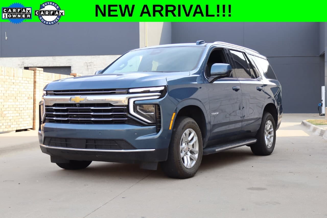 2025 Chevrolet Tahoe LT — photo 1 of 31