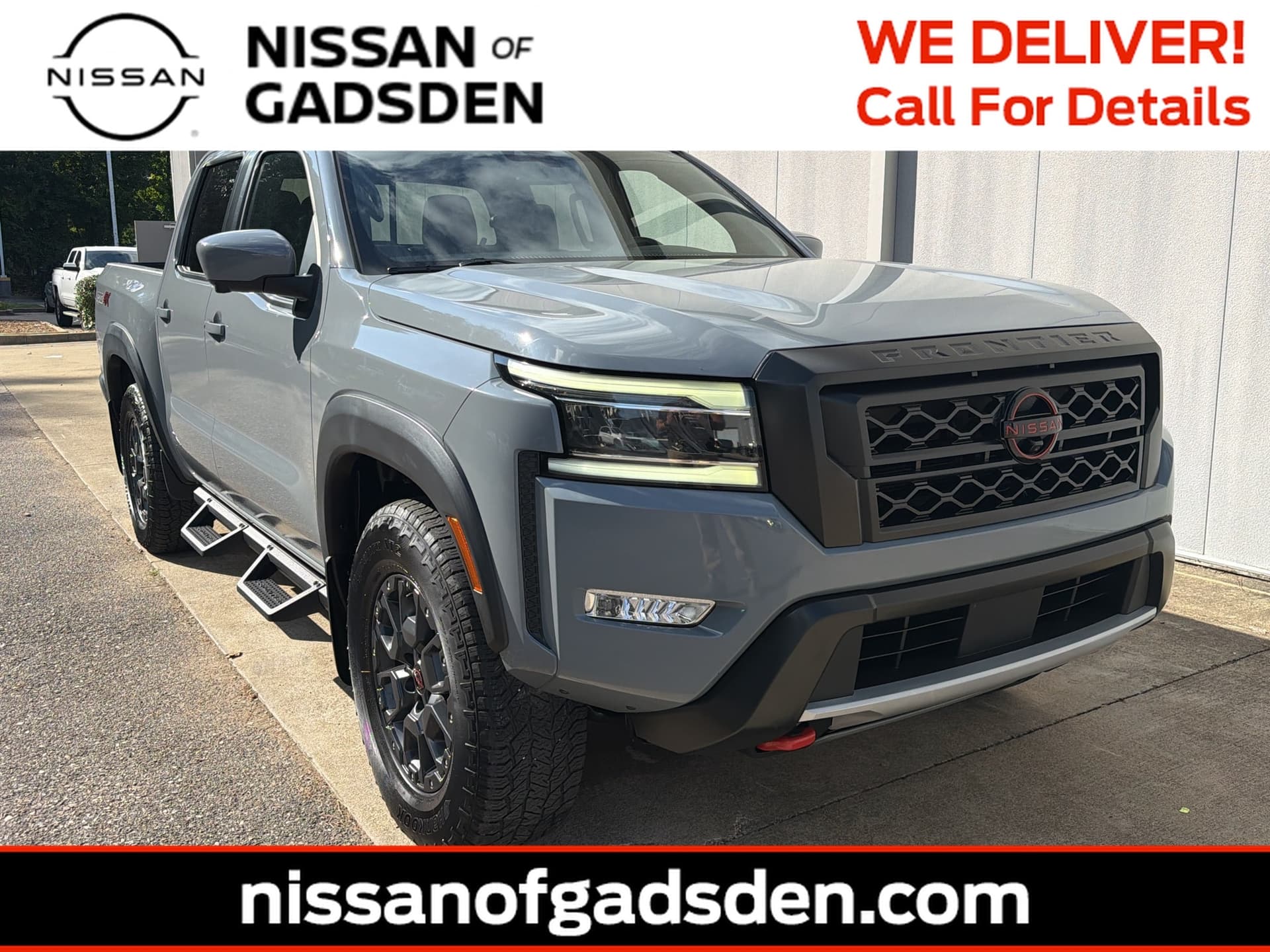 2023 Nissan Frontier PRO-4X — photo 1 of 21