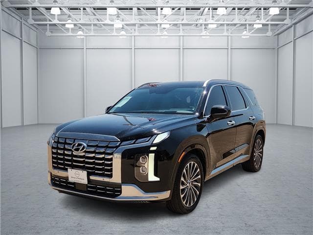2024 Hyundai Palisade Base — photo 1 of 20