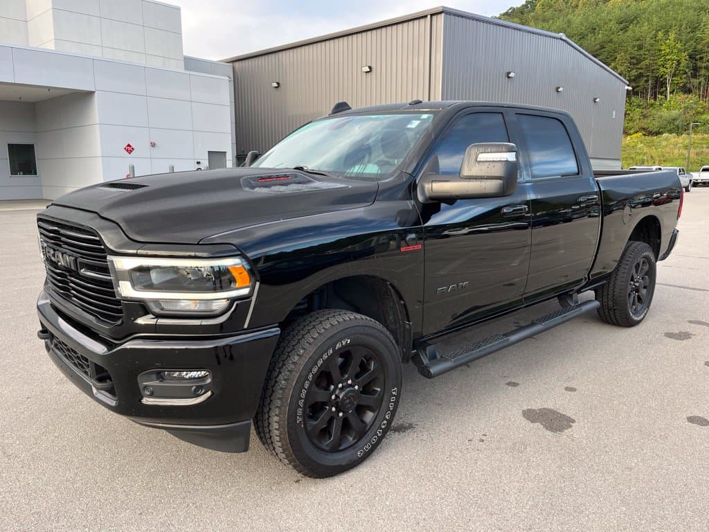2024 RAM 2500 Laramie — photo 1 of 13
