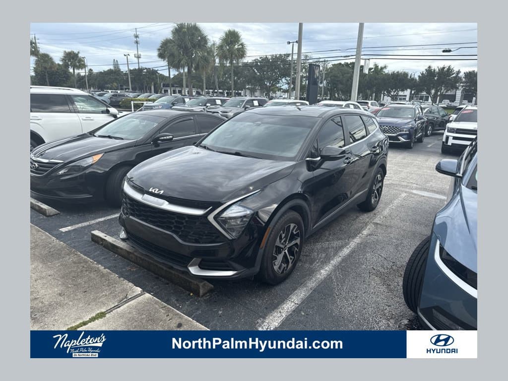 2023 Kia Sportage EX — photo 1 of 24