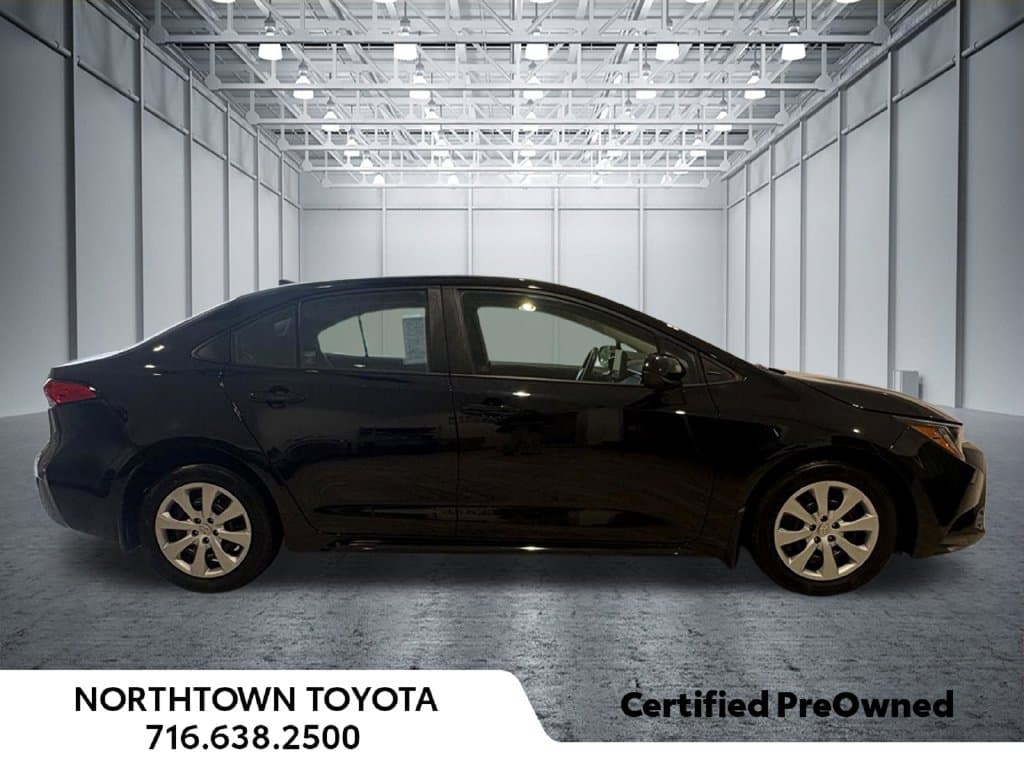 2023 Toyota Corolla LE — photo 1 of 27