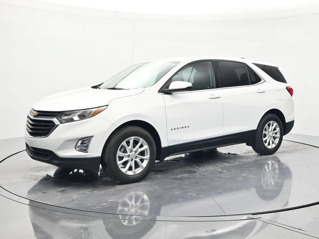 2018 Chevrolet Equinox LT — photo 1 of 48