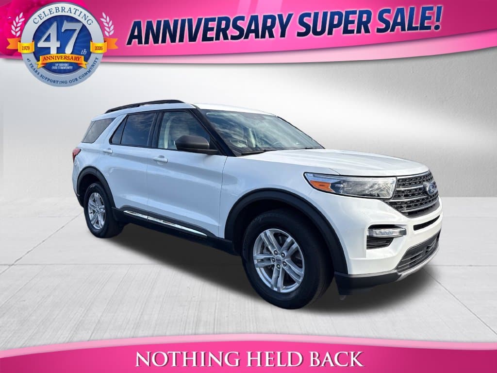 2023 Ford Explorer XLT — photo 1 of 28