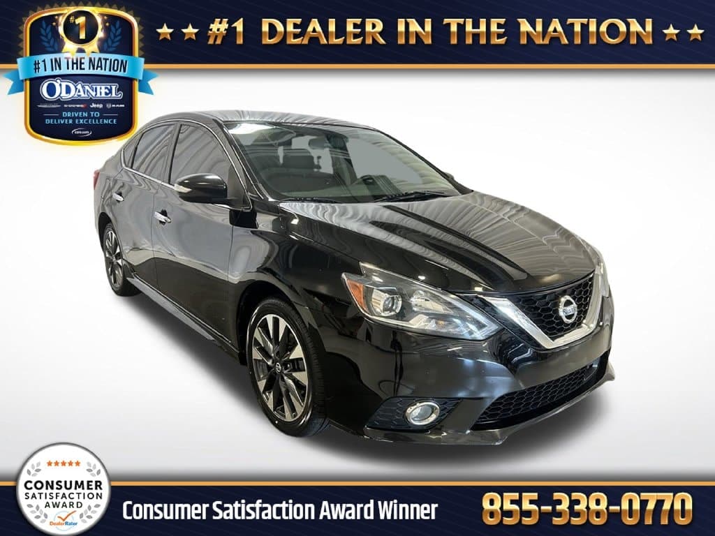 2019 Nissan Sentra SR — photo 1 of 28