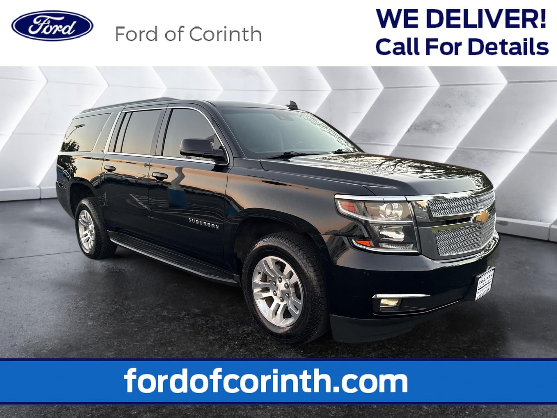 2018 Chevrolet Suburban LT — photo 1 of 30