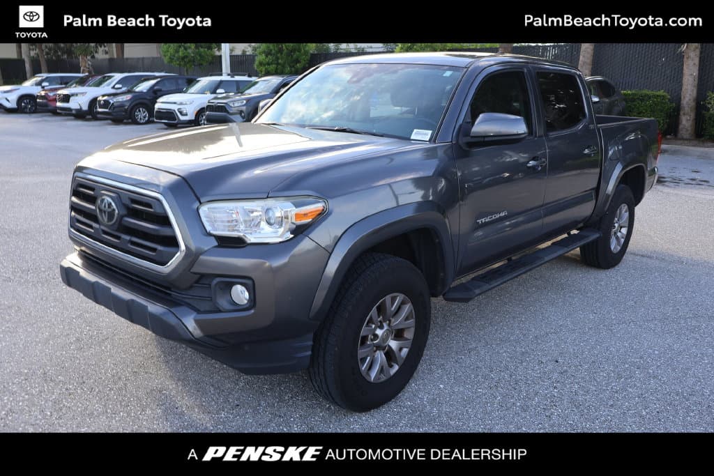 2019 Toyota Tacoma 2WD SR5 — photo 1 of 8