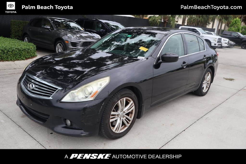 2013 INFINITI G37 Sedan x — photo 1 of 8