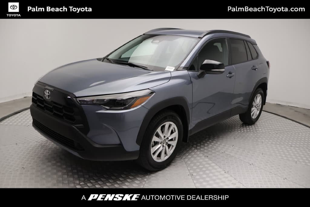 2026 Toyota Corolla Cross LE — photo 1 of 25