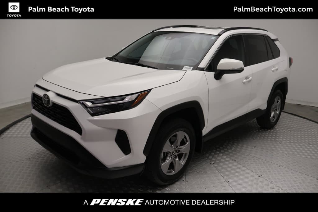 2025 Toyota RAV4 XLE — photo 1 of 25