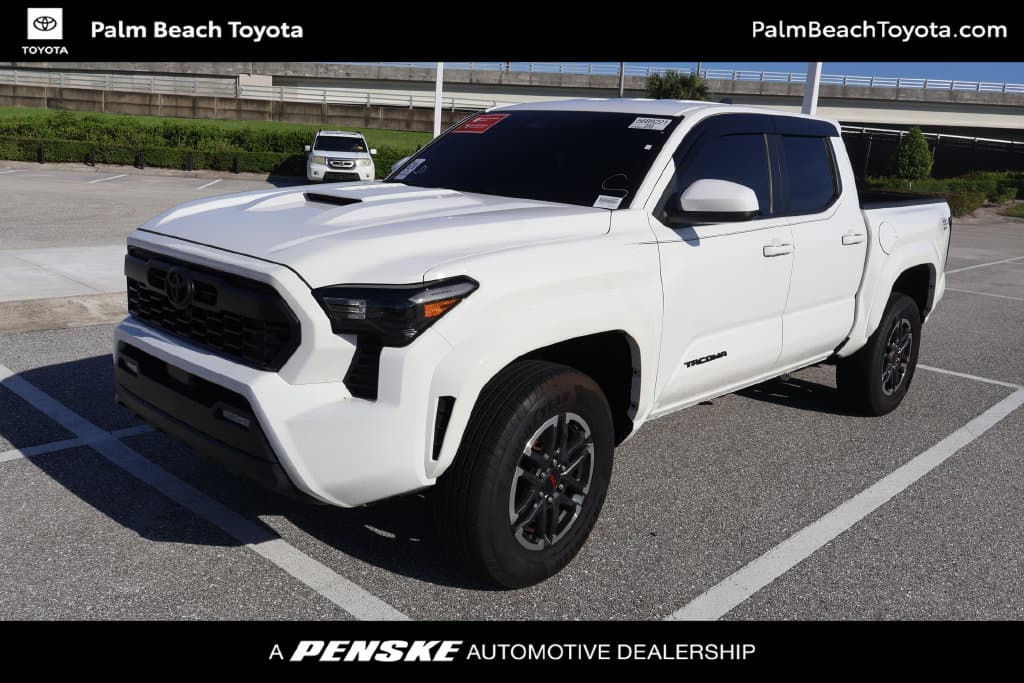 2025 Toyota Tacoma 2WD TRD Sport — photo 1 of 8