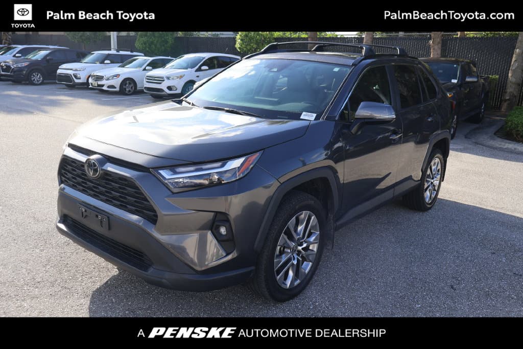 2024 Toyota RAV4 XLE Premium — photo 1 of 8