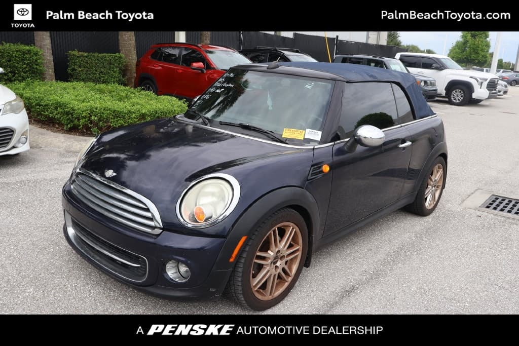 2013 Mini Cooper Convertible Base — photo 1 of 8