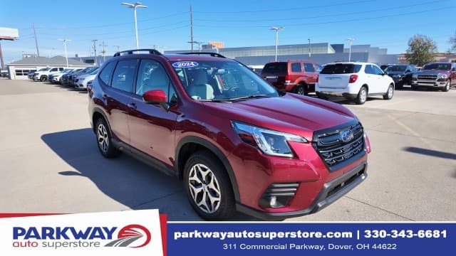 2024 Subaru Forester Premium — photo 1 of 27