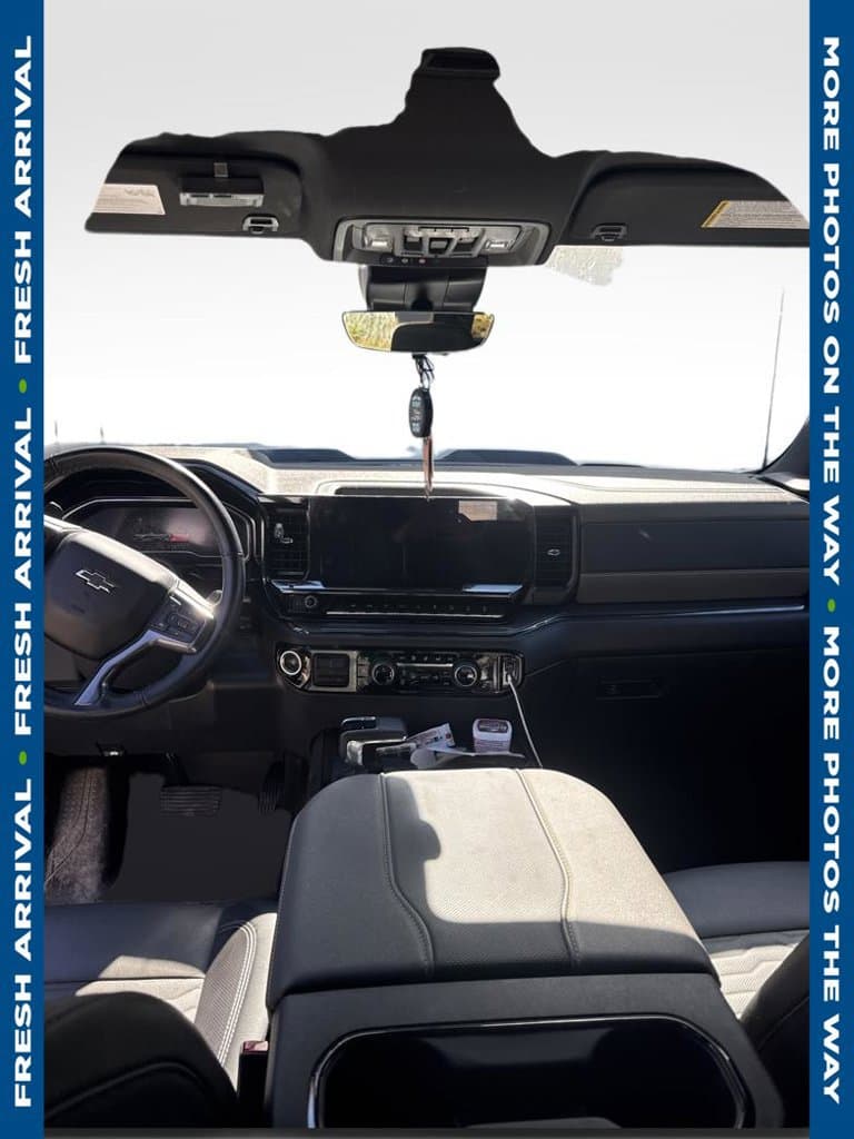 2025 Chevrolet Silverado 1500 ZR2 — photo 1 of 3