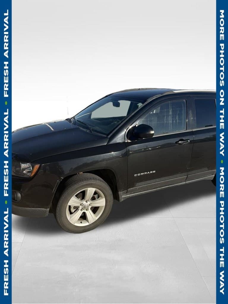 2015 Jeep Compass Sport — photo 1 of 10