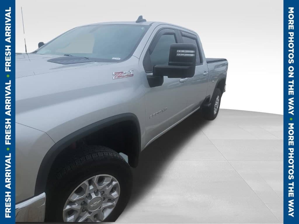 2020 Chevrolet Silverado 2500HD LT — photo 1 of 6