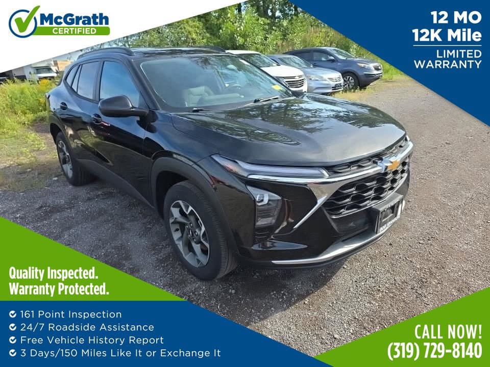 2024 Chevrolet Trax LT — photo 1 of 17