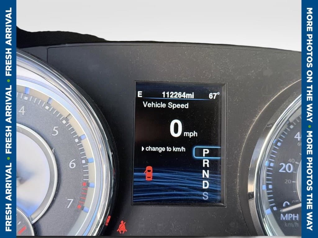 2014 Chrysler 300 300S — photo 1 of 8