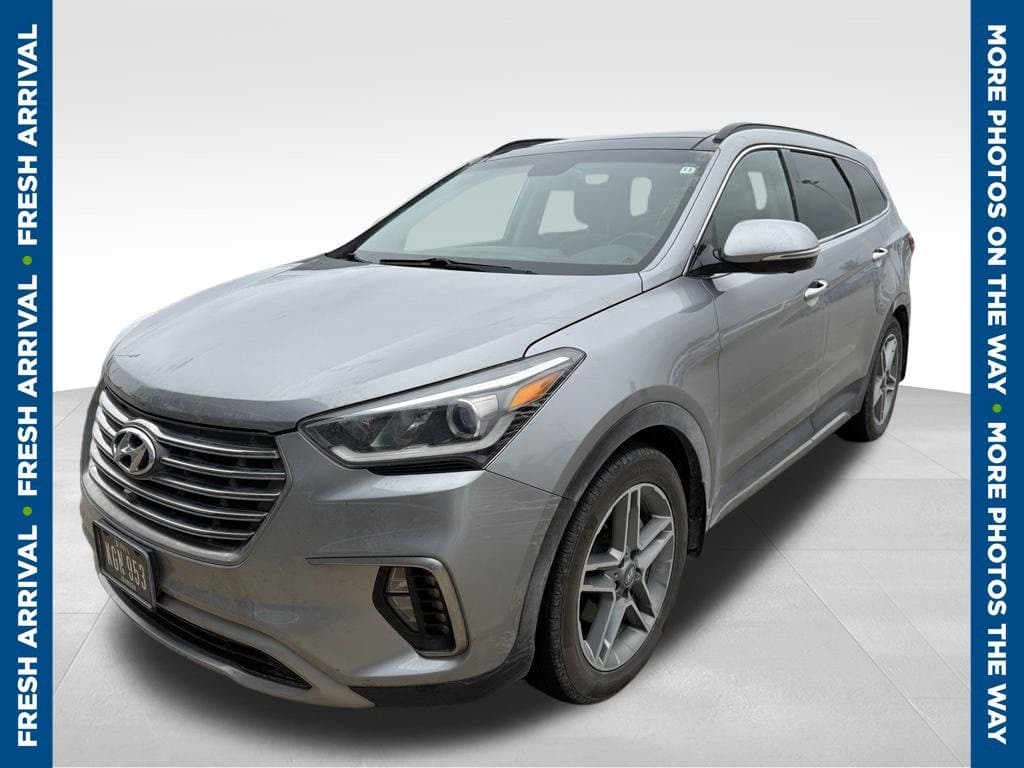 2017 Hyundai Santa Fe Limited Ultimate — photo 1 of 6