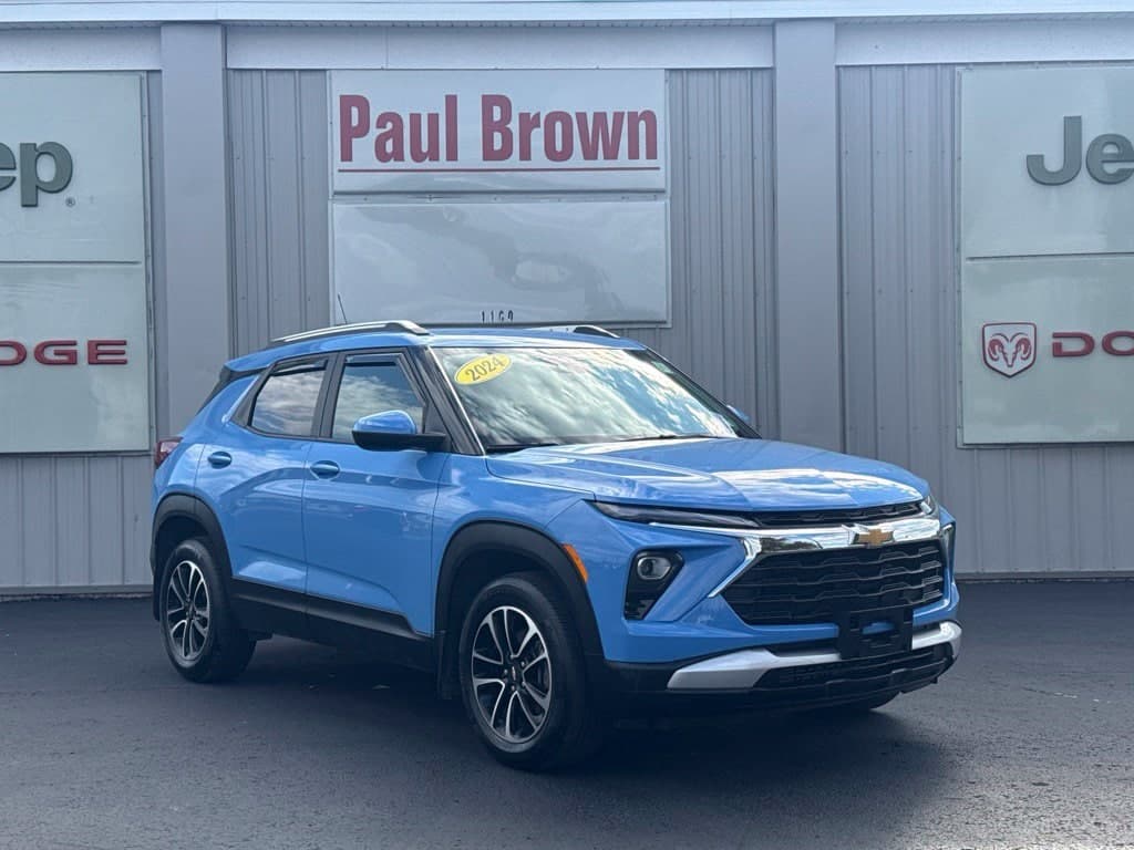 2024 Chevrolet Trailblazer LT — photo 1 of 48