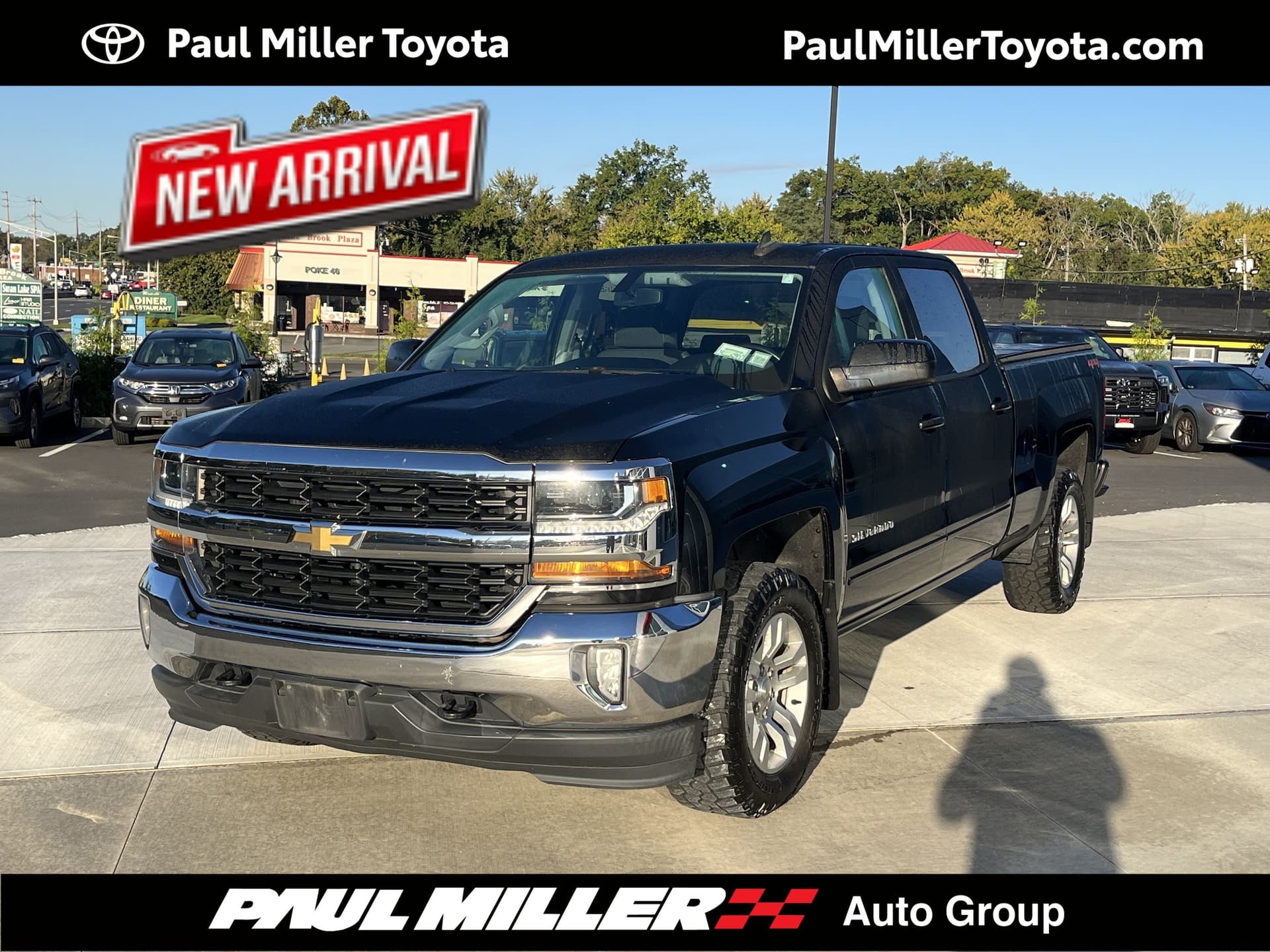 2018 Chevrolet Silverado 1500 LT — photo 1 of 6