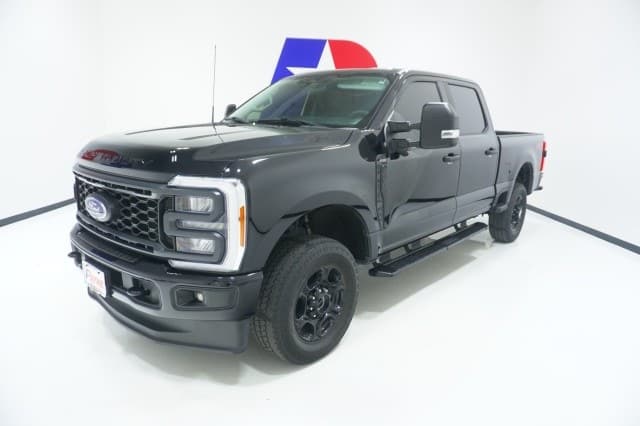 2023 Ford Super Duty F-250 SRW XL — photo 1 of 34