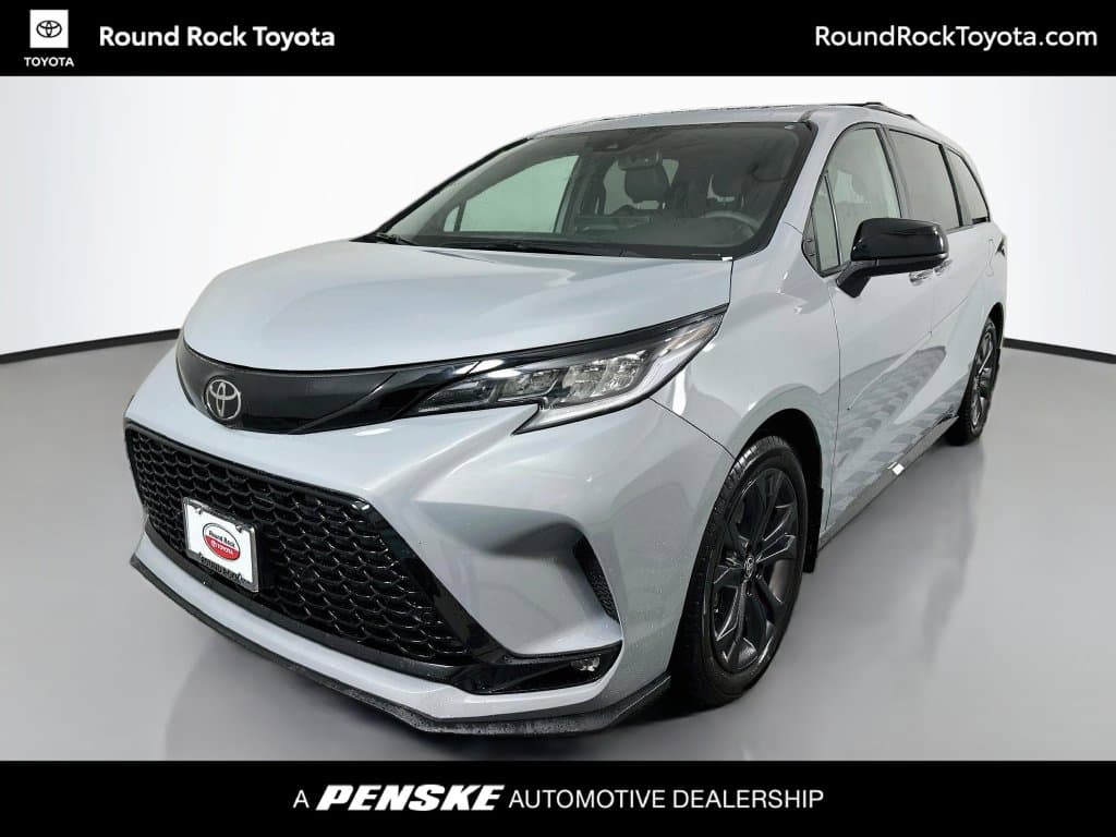 2026 Toyota Sienna XSE — photo 1 of 32