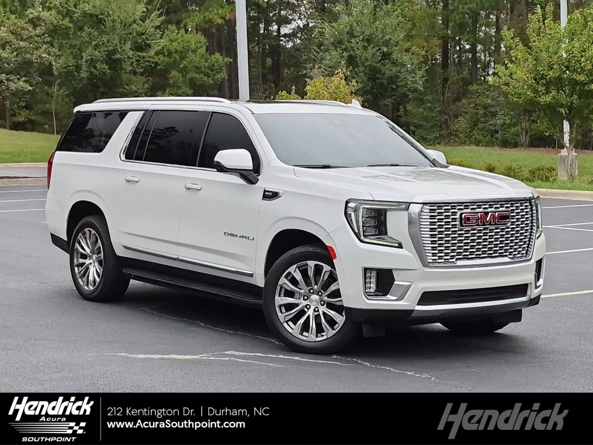 2023 GMC Yukon XL Denali — photo 1 of 24