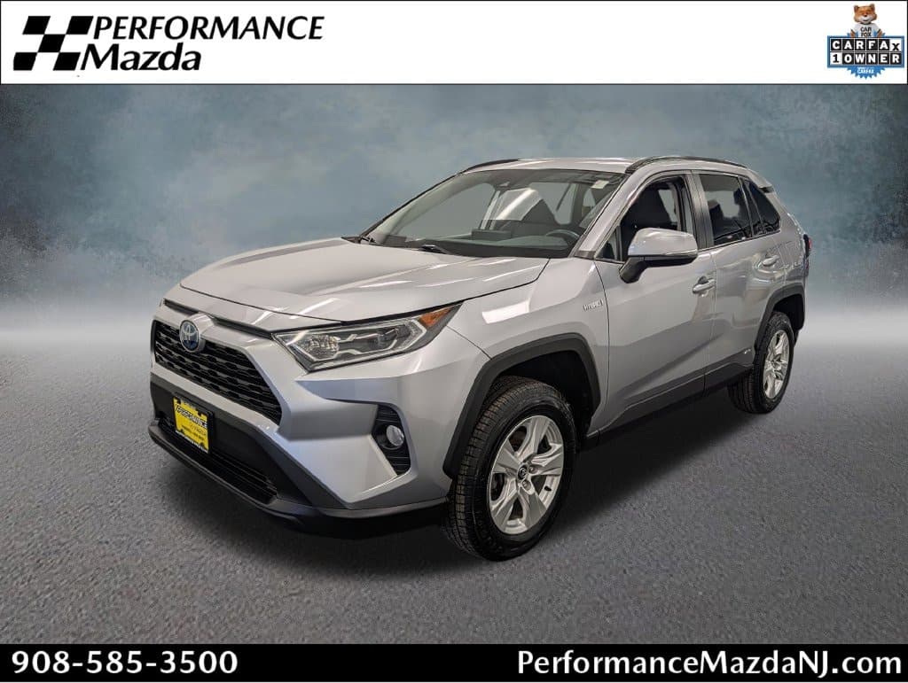 2021 Toyota RAV4 Base — photo 1 of 37