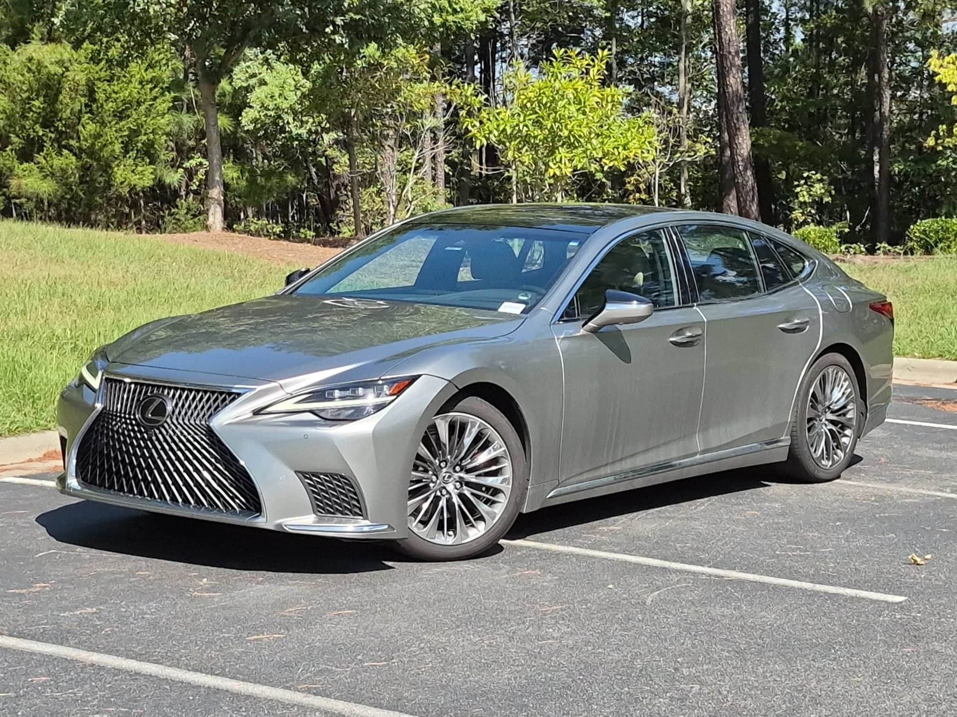 2023 Lexus LS LS 500 — photo 1 of 28