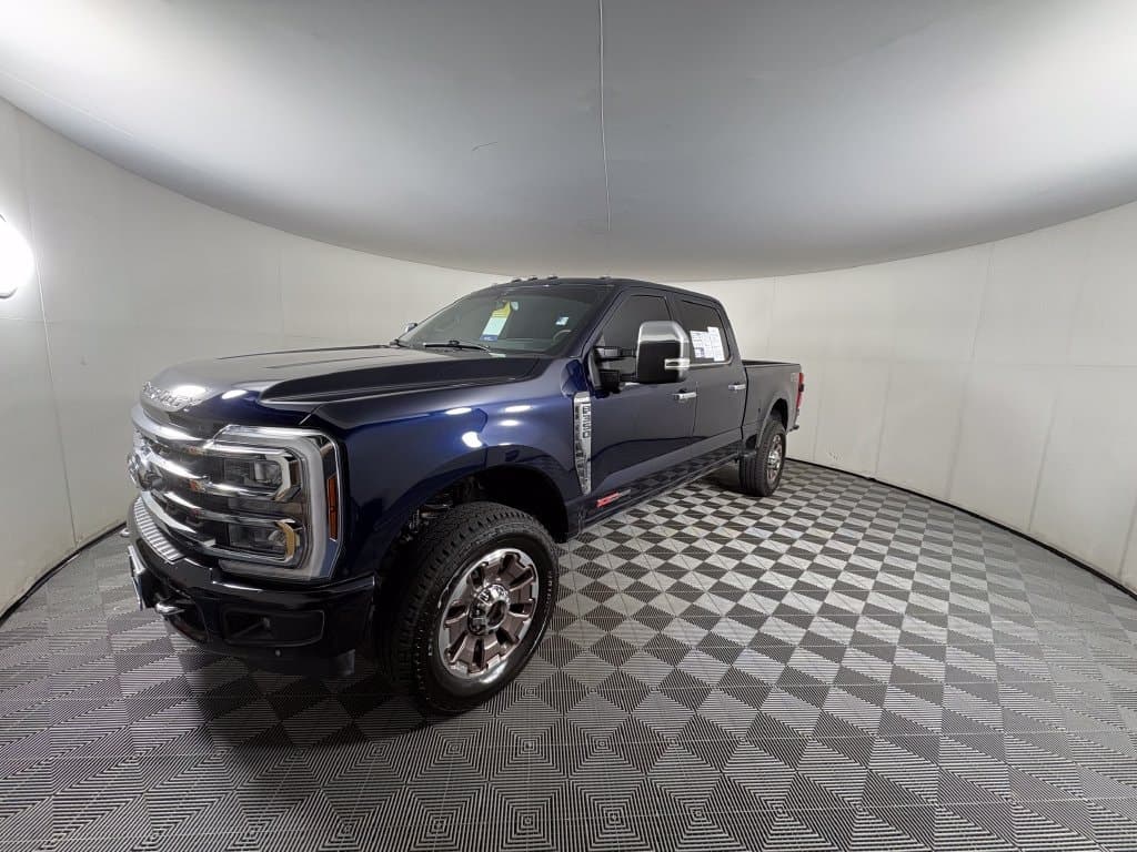 2024 Ford Super Duty F-350 SRW King Ranch — photo 1 of 38
