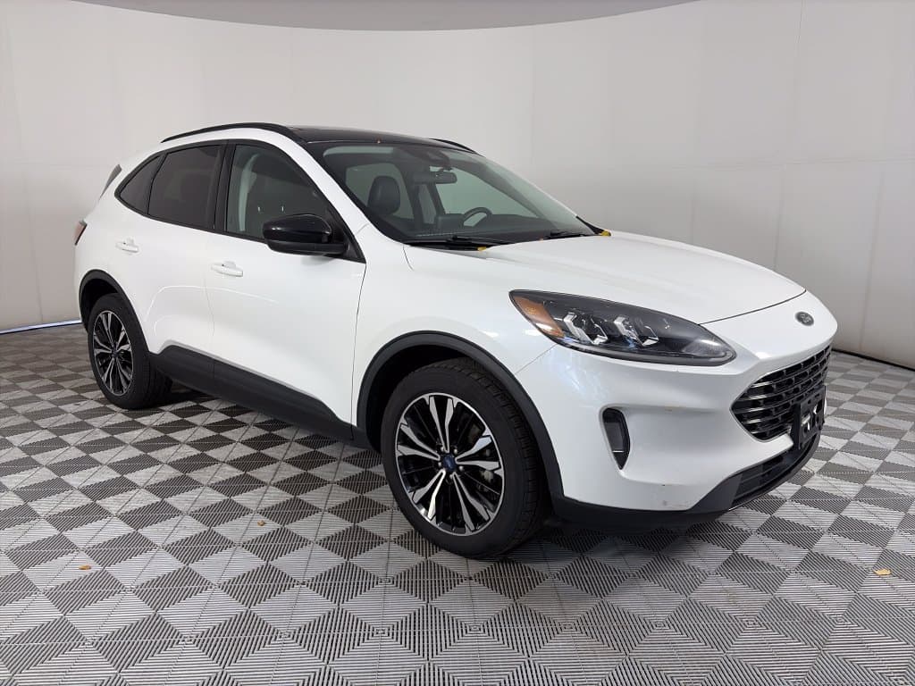 2022 Ford Escape SEL — photo 1 of 31