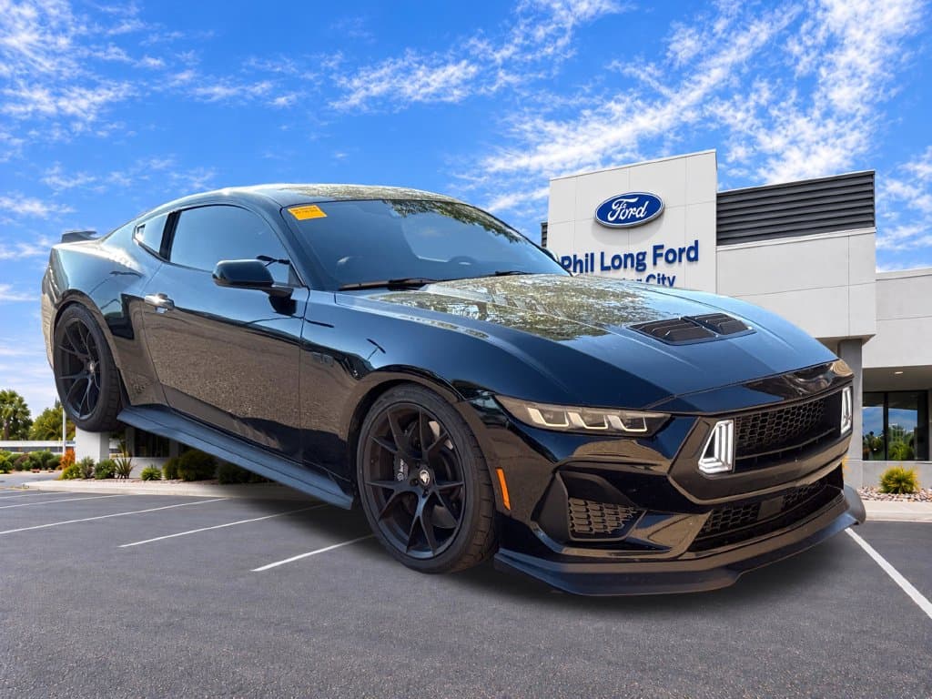 2024 Ford Mustang Base — photo 1 of 26