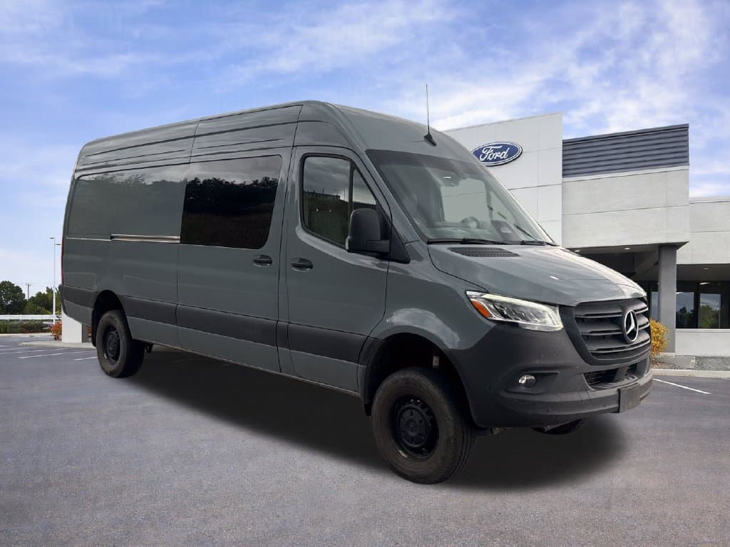 2025 Mercedes-Benz Sprinter Cargo Van Base — photo 1 of 31