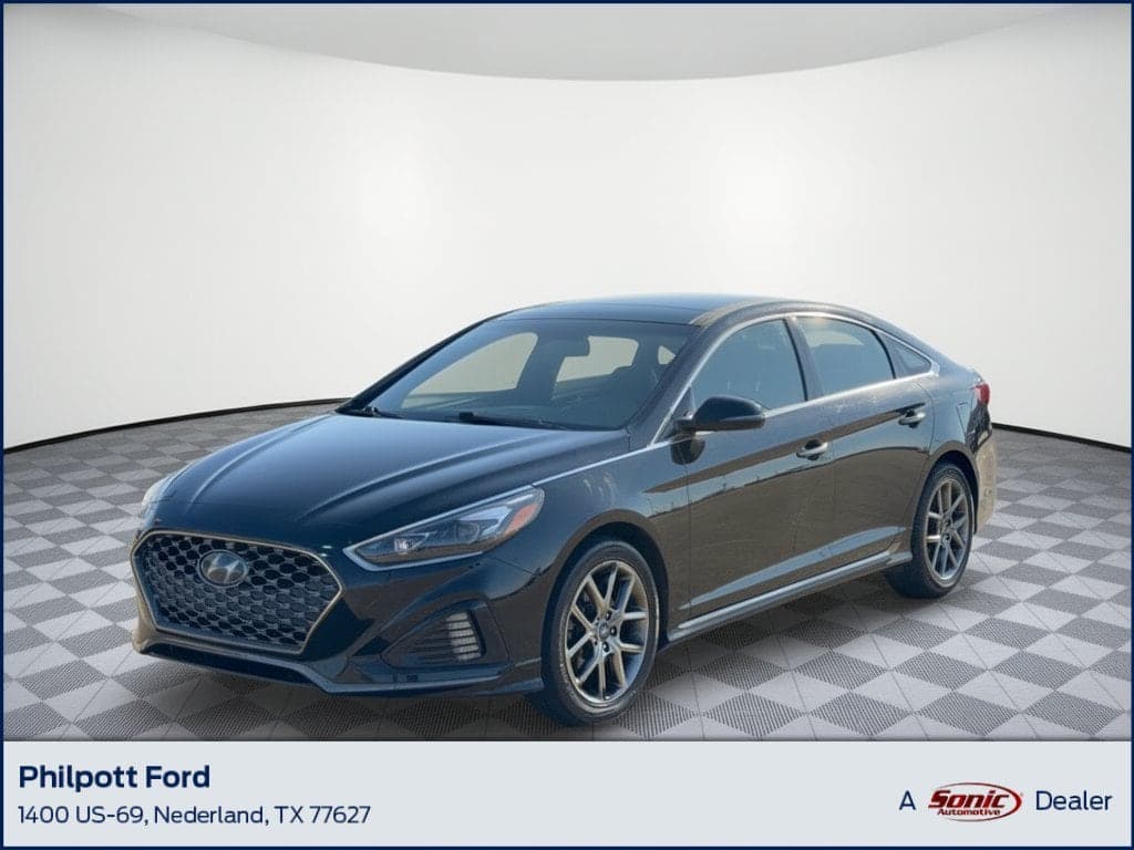 2018 Hyundai Sonata Limited — photo 1 of 31