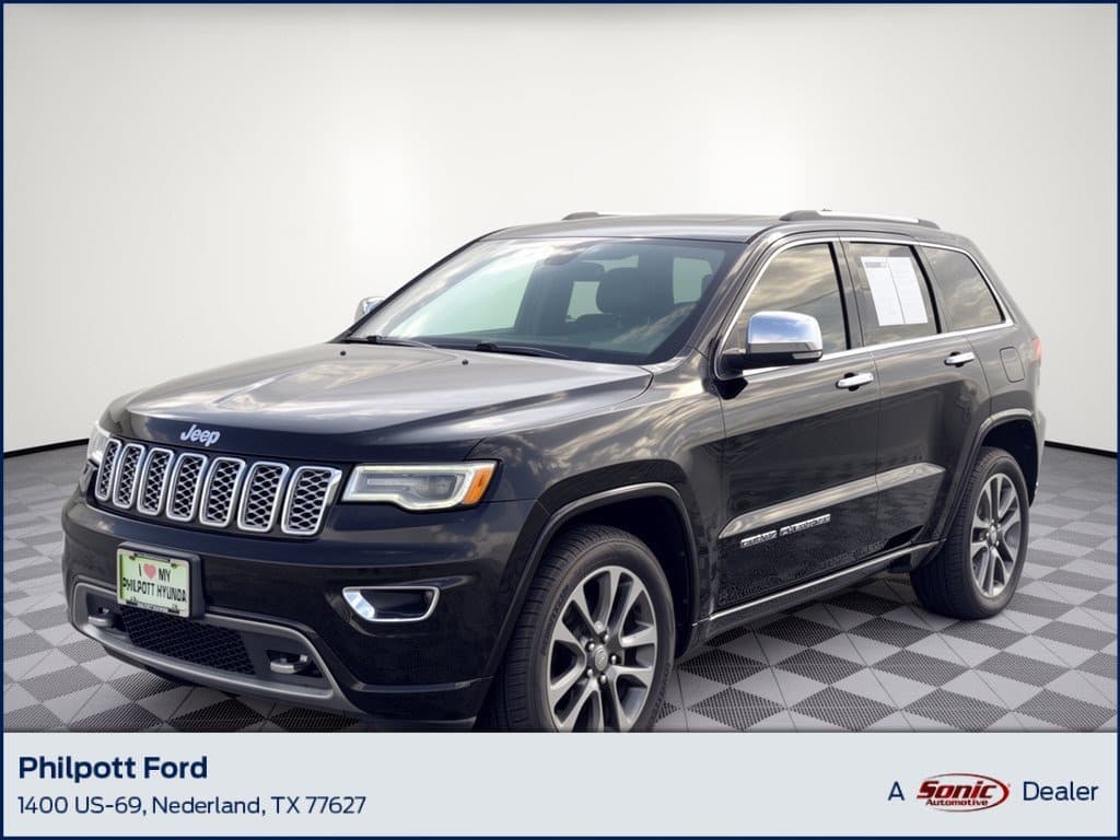 2017 Jeep Grand Cherokee Overland — photo 1 of 31