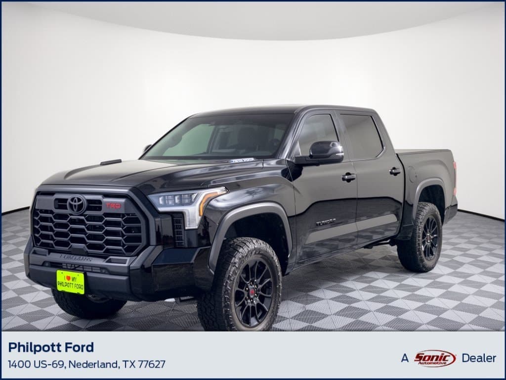2024 Toyota Tundra 4WD Limited Hybrid — photo 1 of 31
