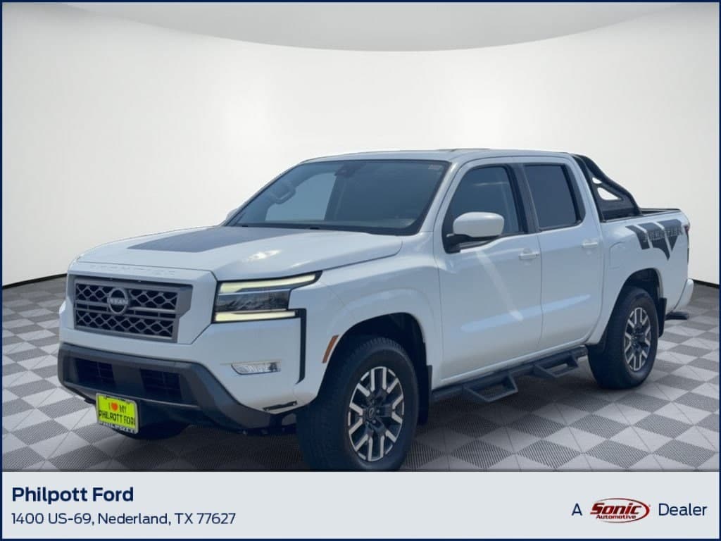 2024 Nissan Frontier SL — photo 1 of 31