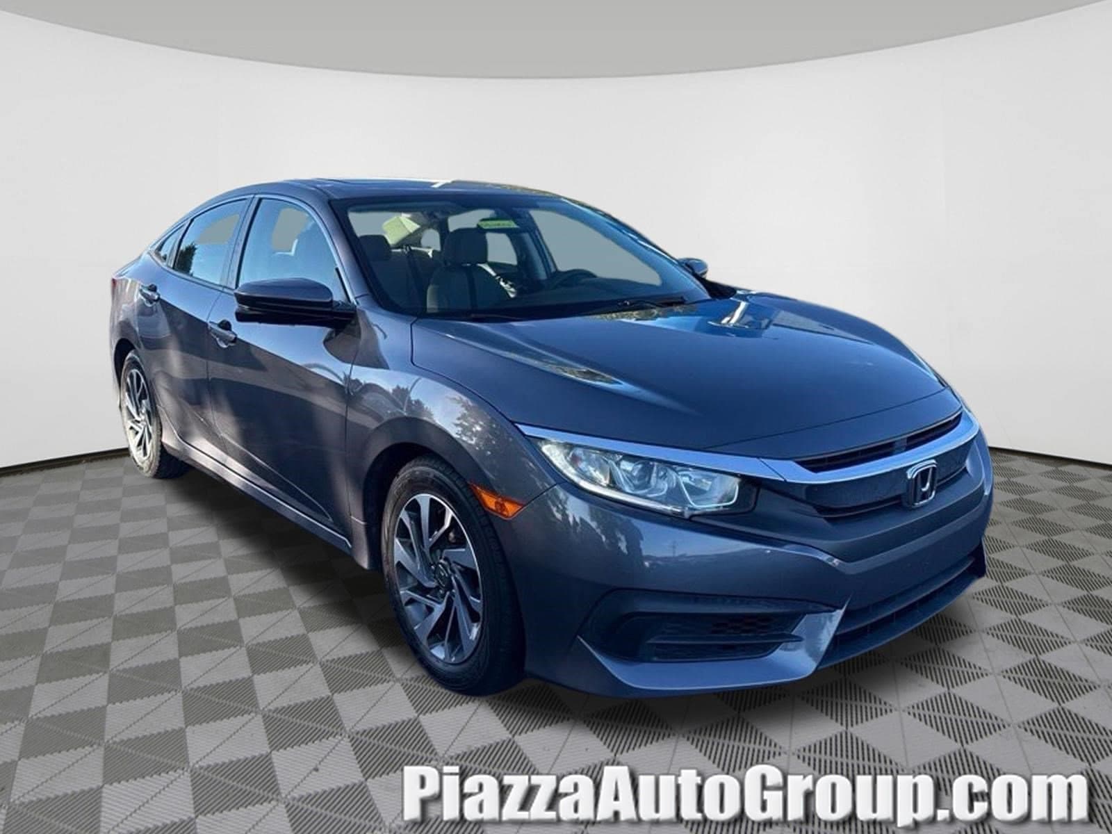 2018 Honda Civic Sedan EX — photo 1 of 8