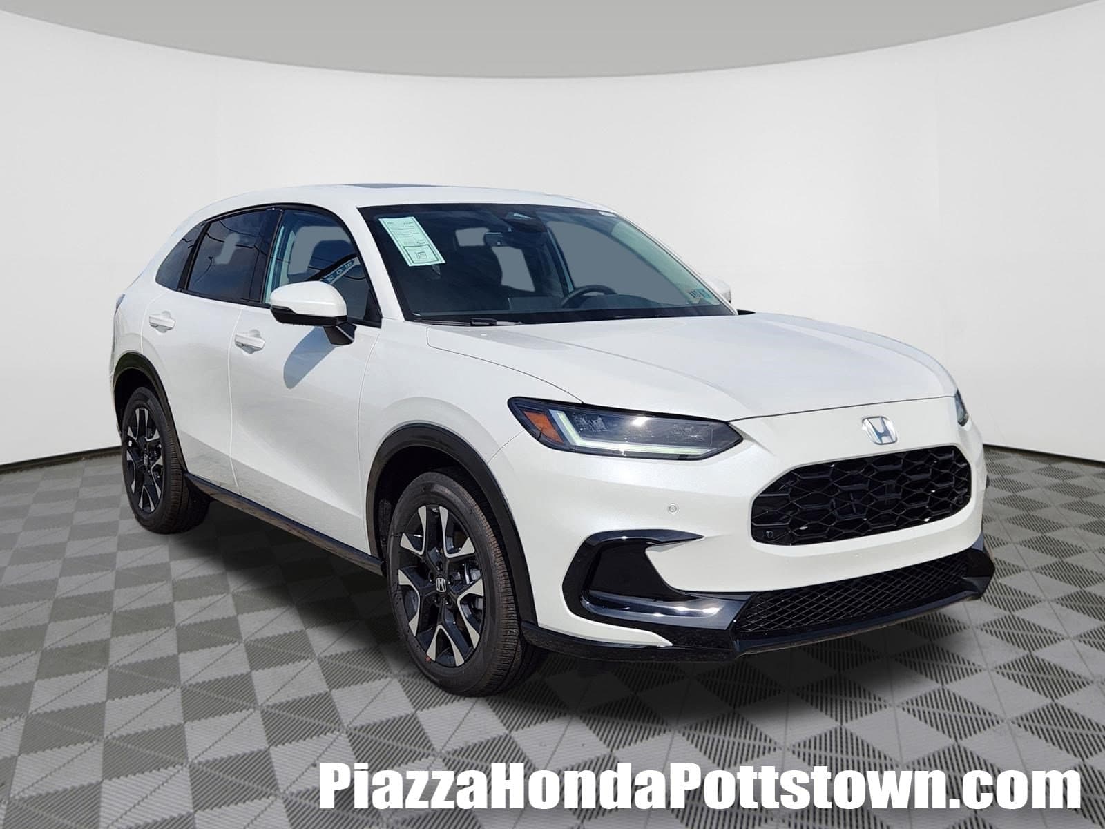2027 Honda HR-V EX-L — photo 1 of 14