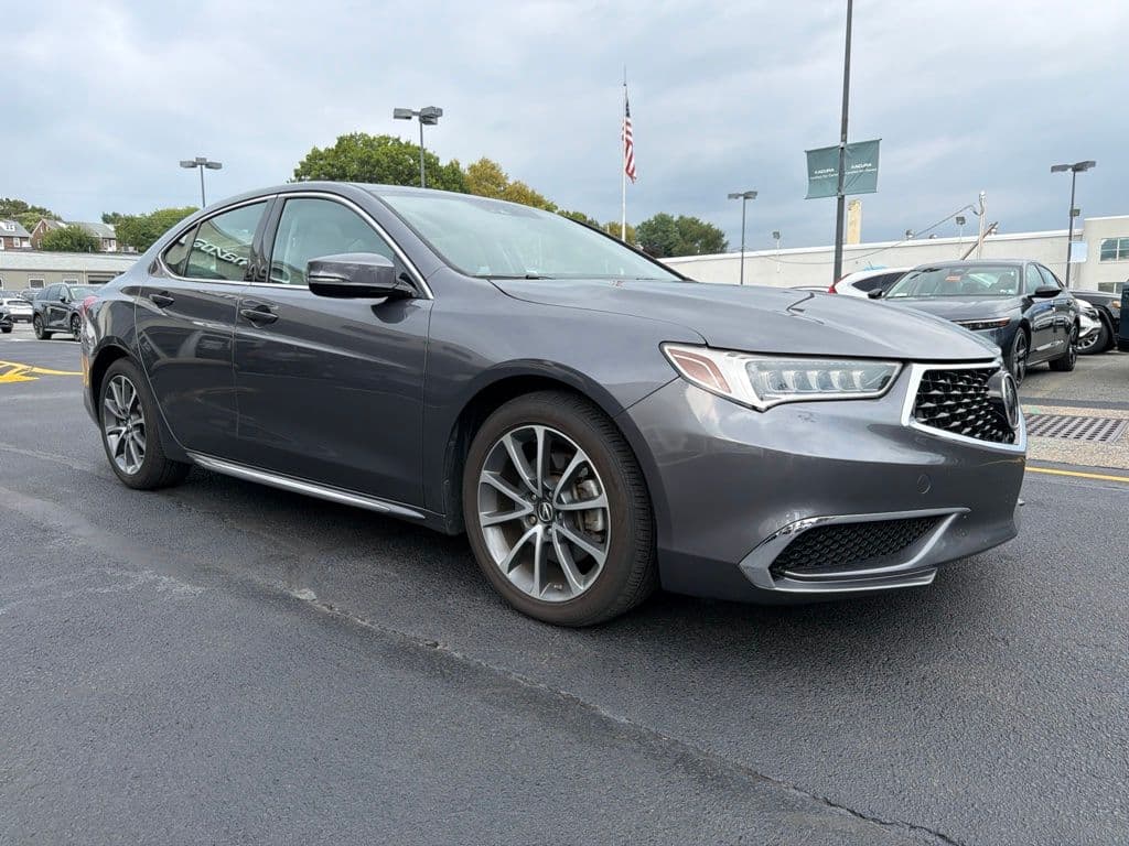 2018 Acura TLX Base — photo 1 of 10