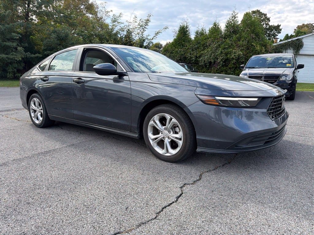 2024 Honda Accord Sedan LX — photo 1 of 10